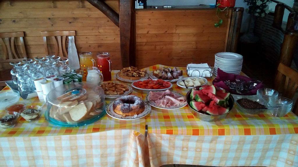Agriturismo Ghiritina 弗兰卡拉希塞尔 外观 照片