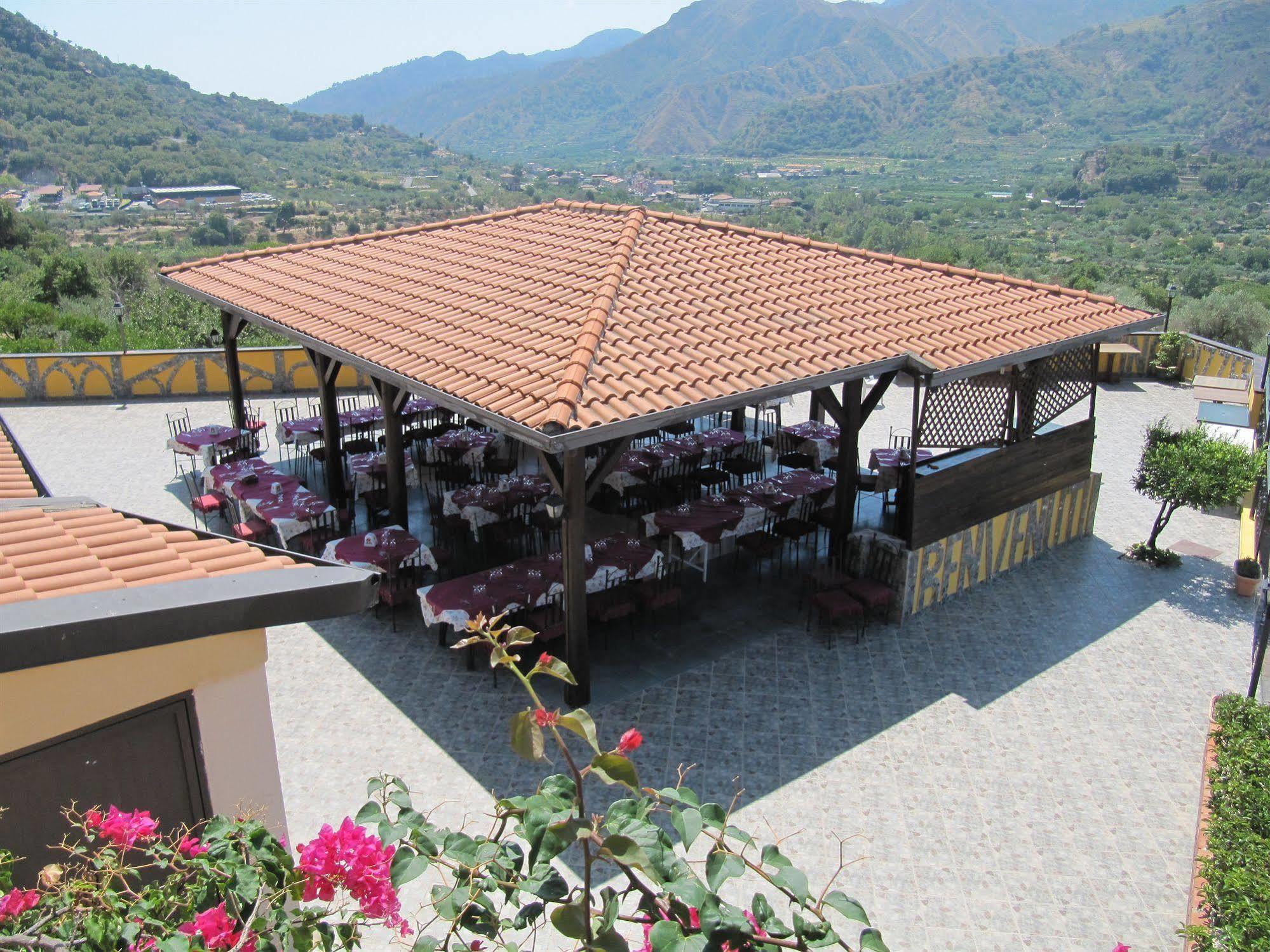 Agriturismo Ghiritina 弗兰卡拉希塞尔 外观 照片