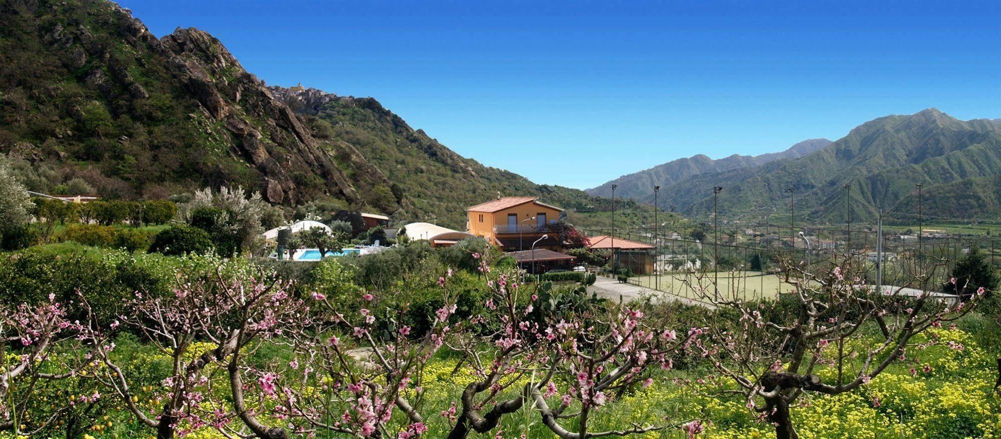 Agriturismo Ghiritina 弗兰卡拉希塞尔 外观 照片